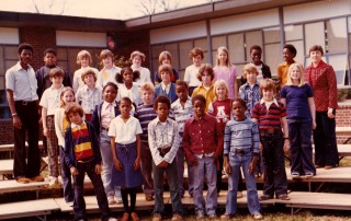 1970s 5th grade class photo from Hillsmere Elementary school
