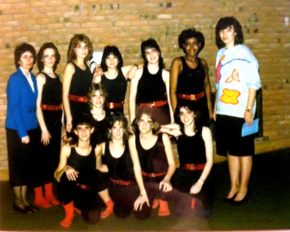 Susan Coakley's Middle School Dance Group